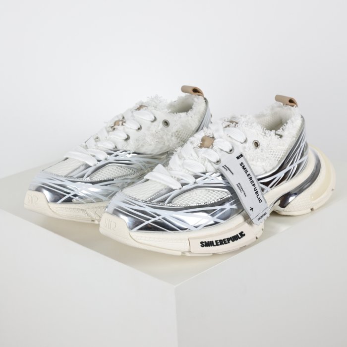 Кросівки фото 2