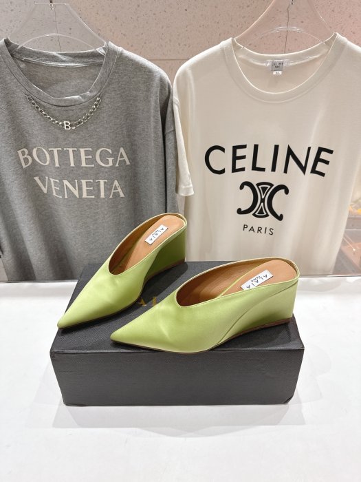 Босоножки фото 3