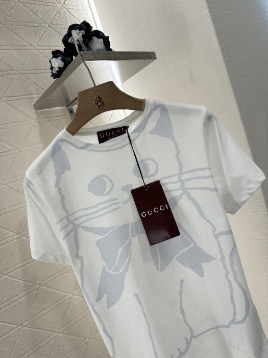 Футболка женская фото 3