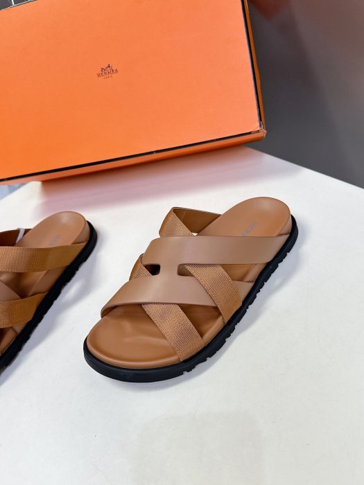 Шлепанцы фото 3