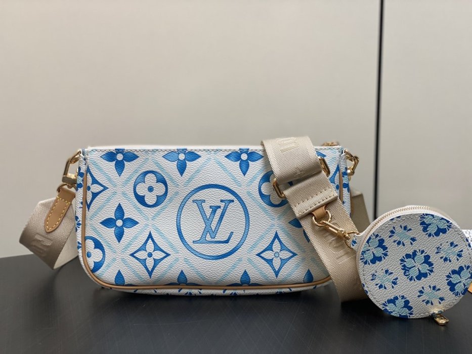 Сумка жіноча MULTI POCHETTE ACCESSOIRES M25374 24 см фото 4