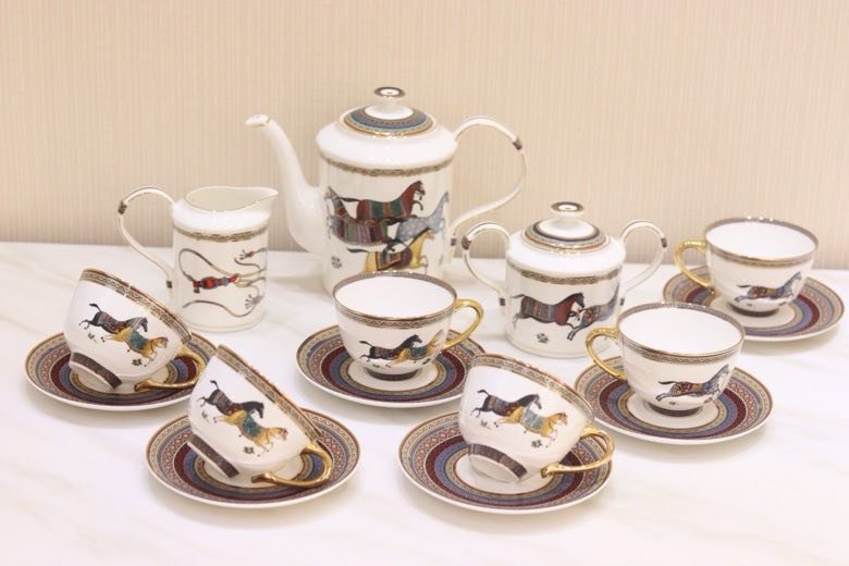 Tea porcelain service