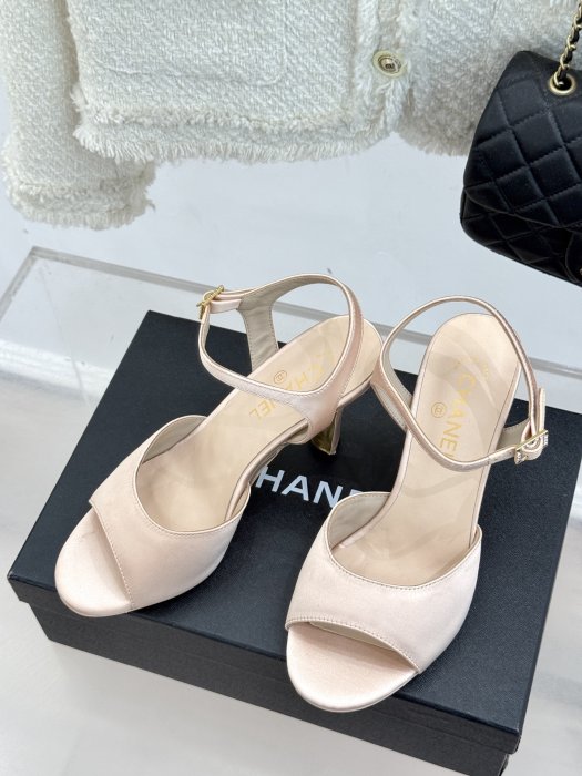 Босоножки фото 2