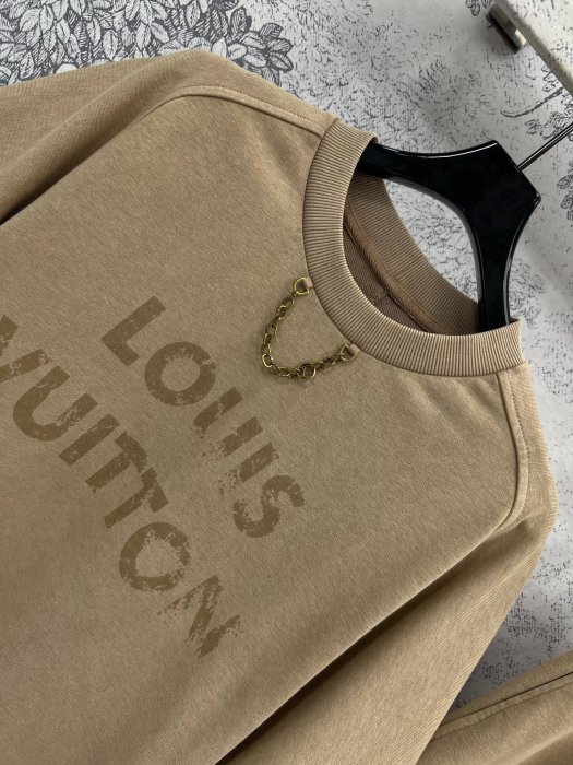 Costume female фото 2