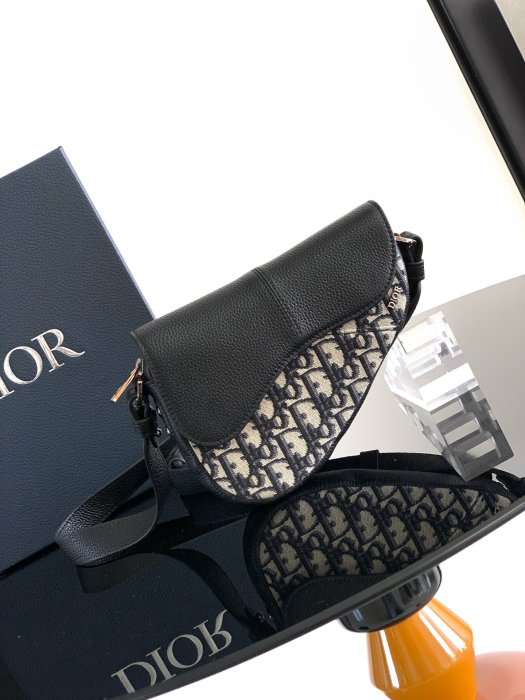 Сумка Saddle женская 19 см