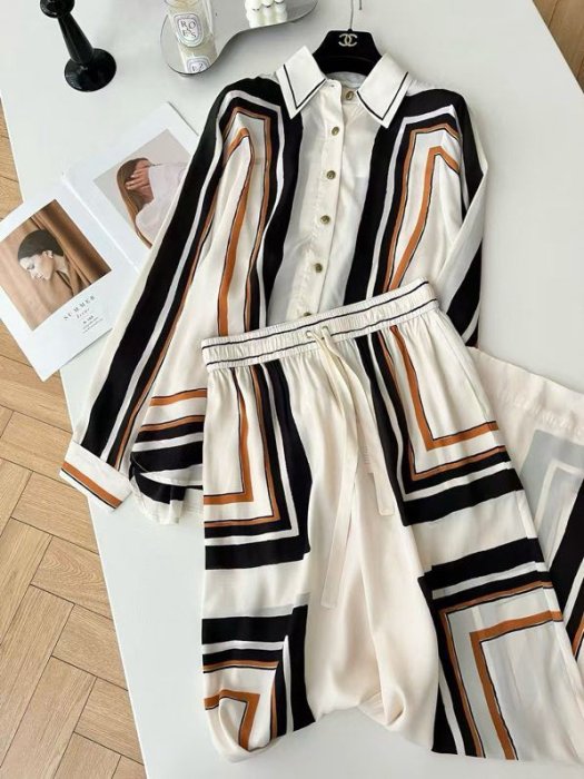 Costume female фото 7