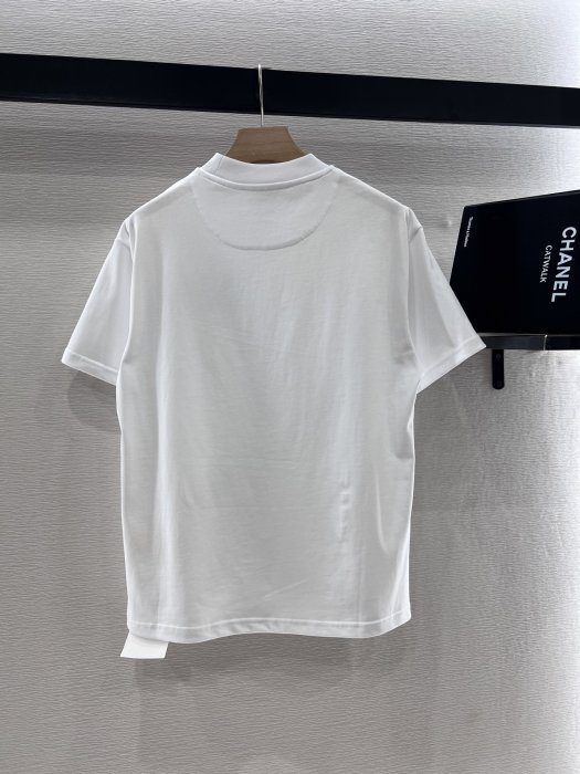 Футболка женская фото 2