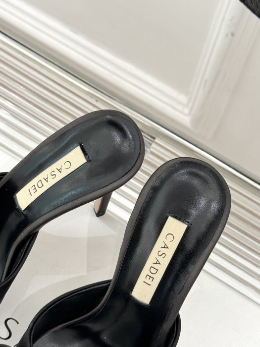 Босоножки фото 8