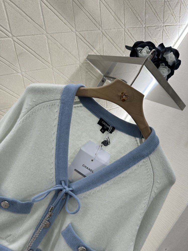 Короткий в'язаний кардиган фото 7