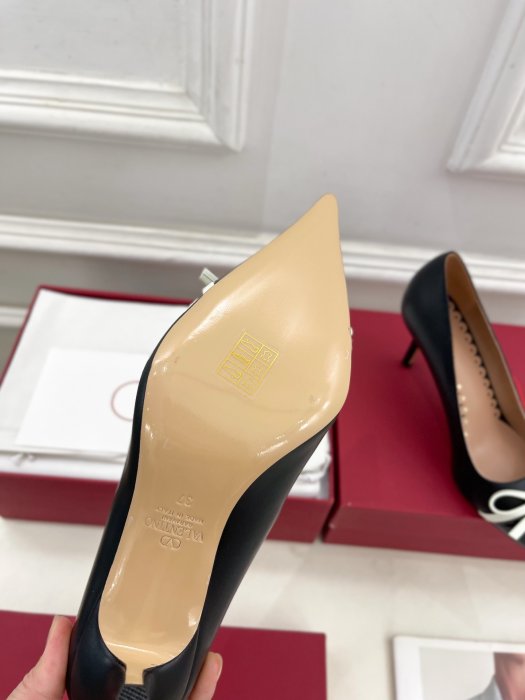Туфлі жіночі Valentino Garavani фото 9