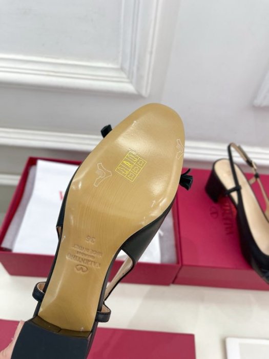 Босоножки VALET DU ROI фото 5