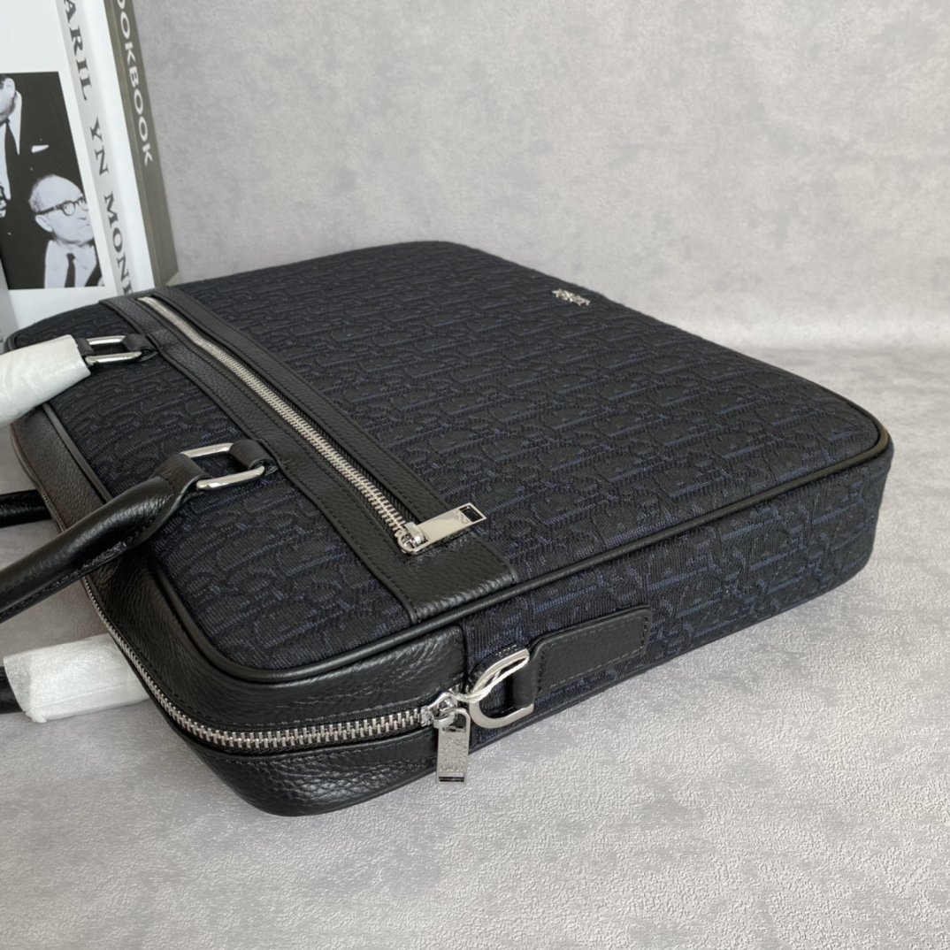 A bag for notebook Oblique 39 cm фото 5