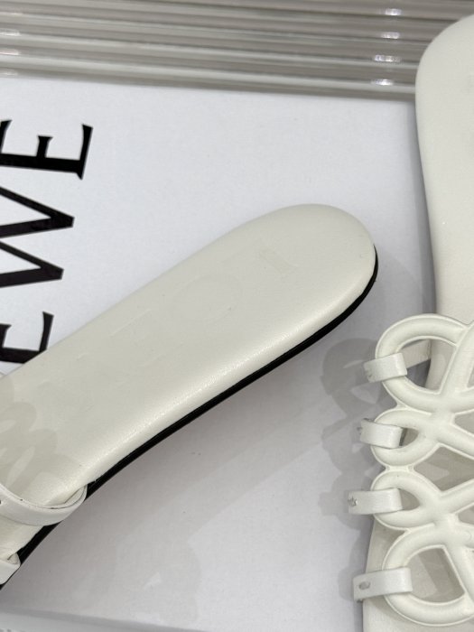 Шлепанцы фото 6