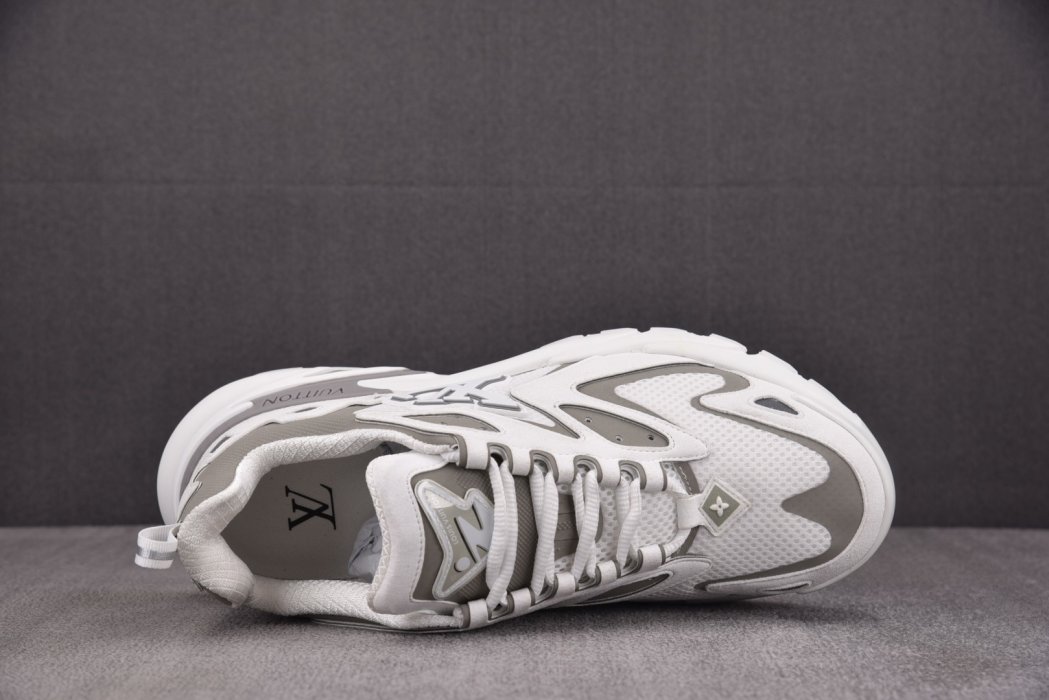 Кроссовки LOUIS VUITTON Runner Tatic Grey White фото 3