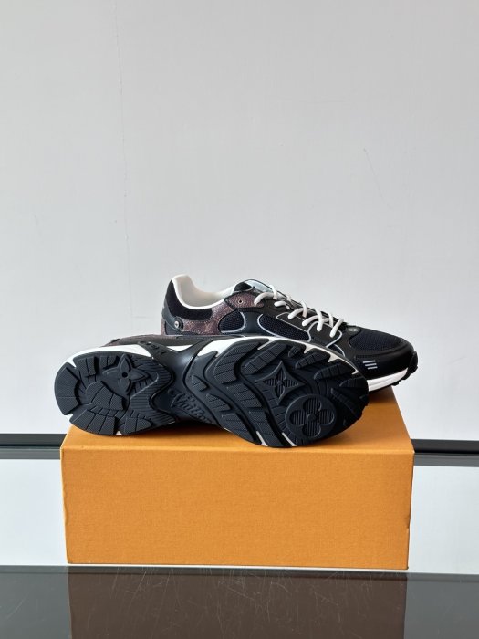 Кроссовки мужские фото 9