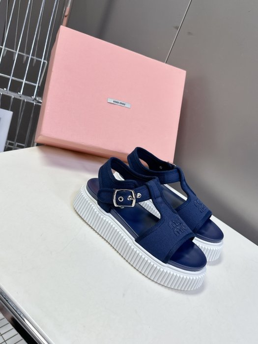 Сандалии женские фото 2