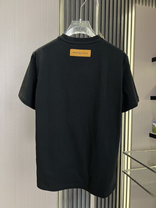 T-shirt men's фото 2