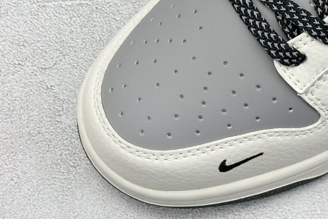 Кроссовки Nike Dunk Low Retro фото 7