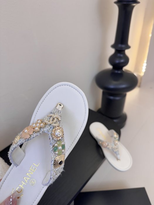 Шлепанцы фото 6