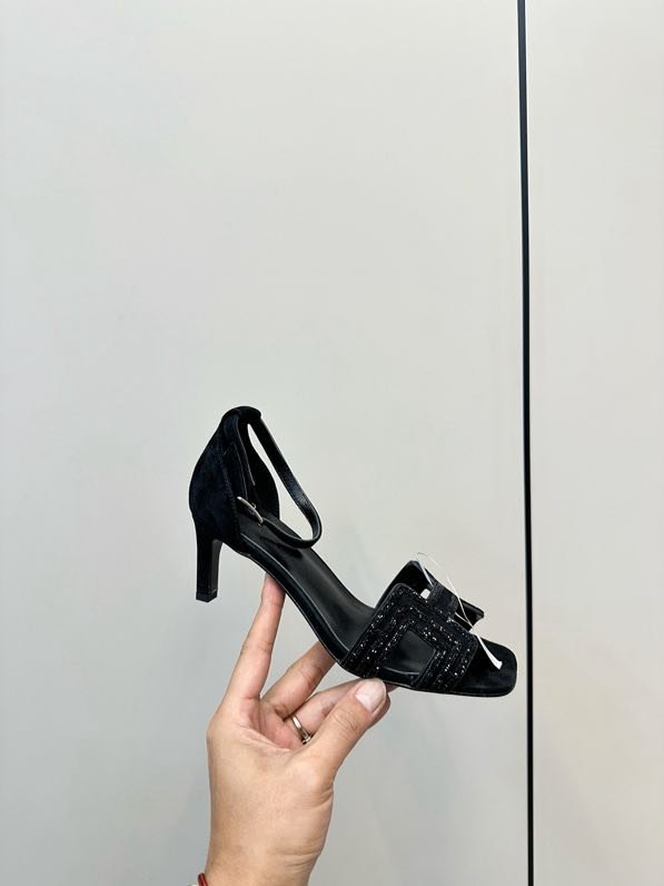 Босоножки фото 7