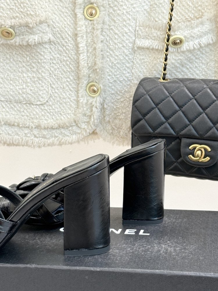 Босоніжки фото 6