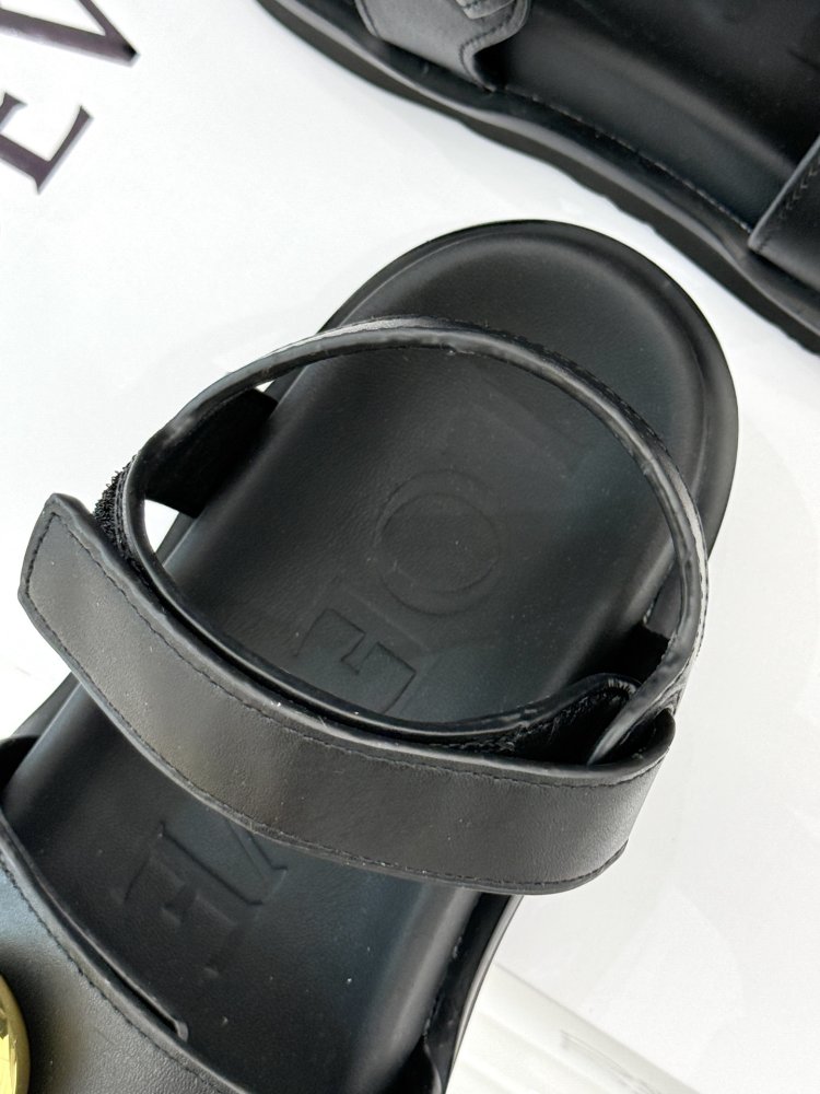 Сандалии женские фото 8