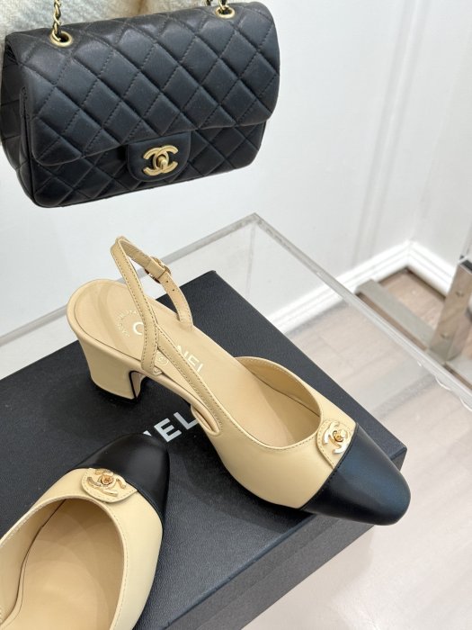 Босоножки фото 5