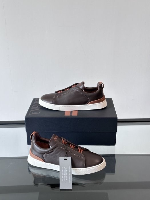 Кросівки чоловічі фото 4