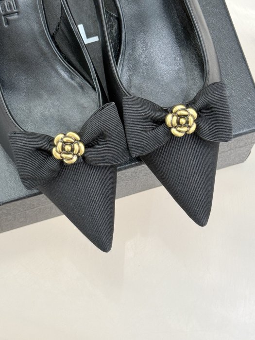 Босоножки фото 7