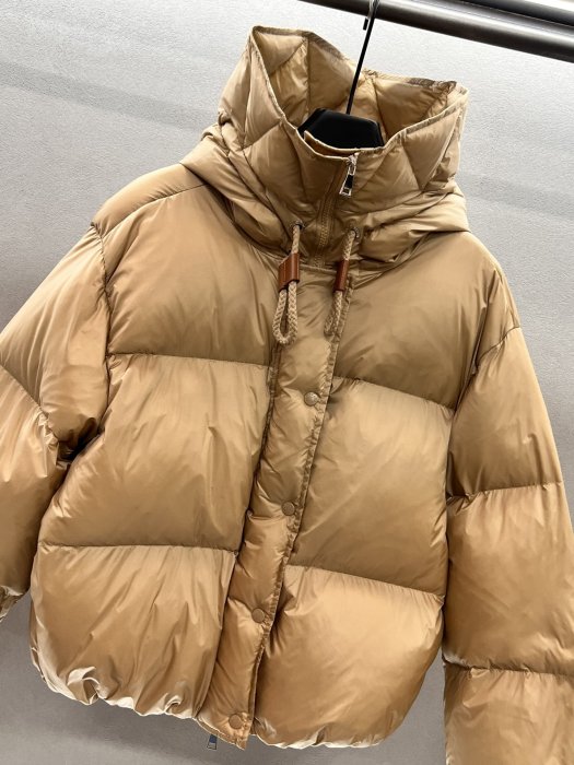 Down jacket фото 3