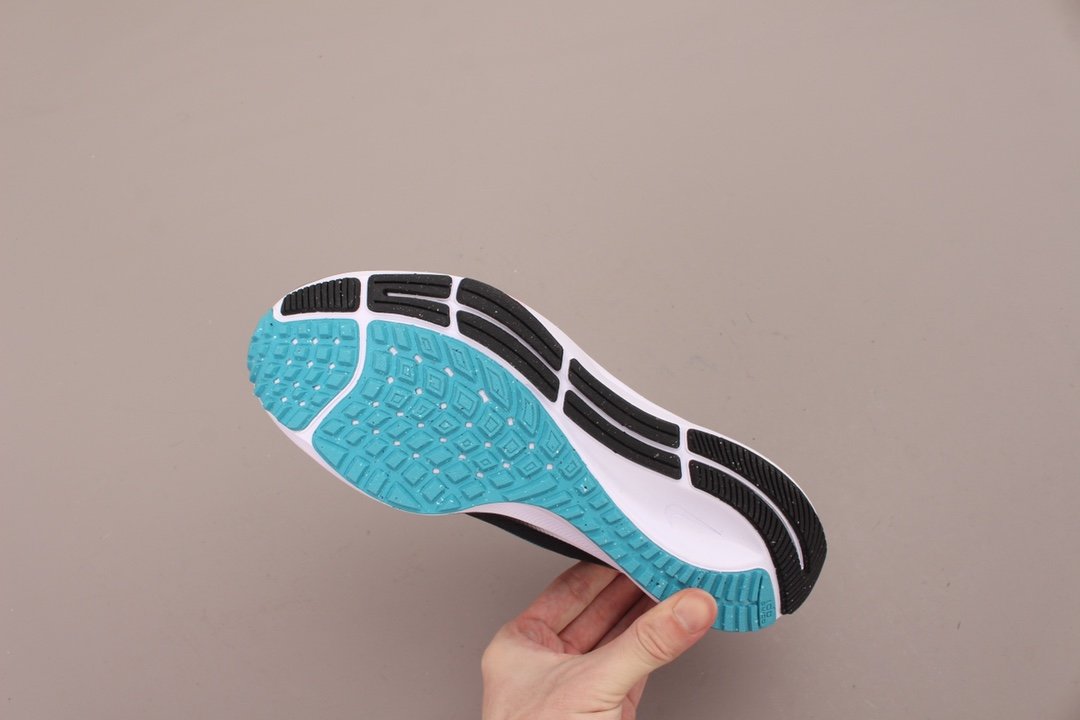 Sneakers Air Zoom Pegasus 38 Black White Chlorine Blue CW7356-003 фото 7