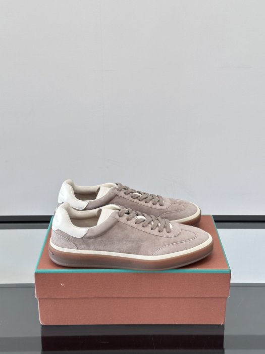 Кроссовки мужские