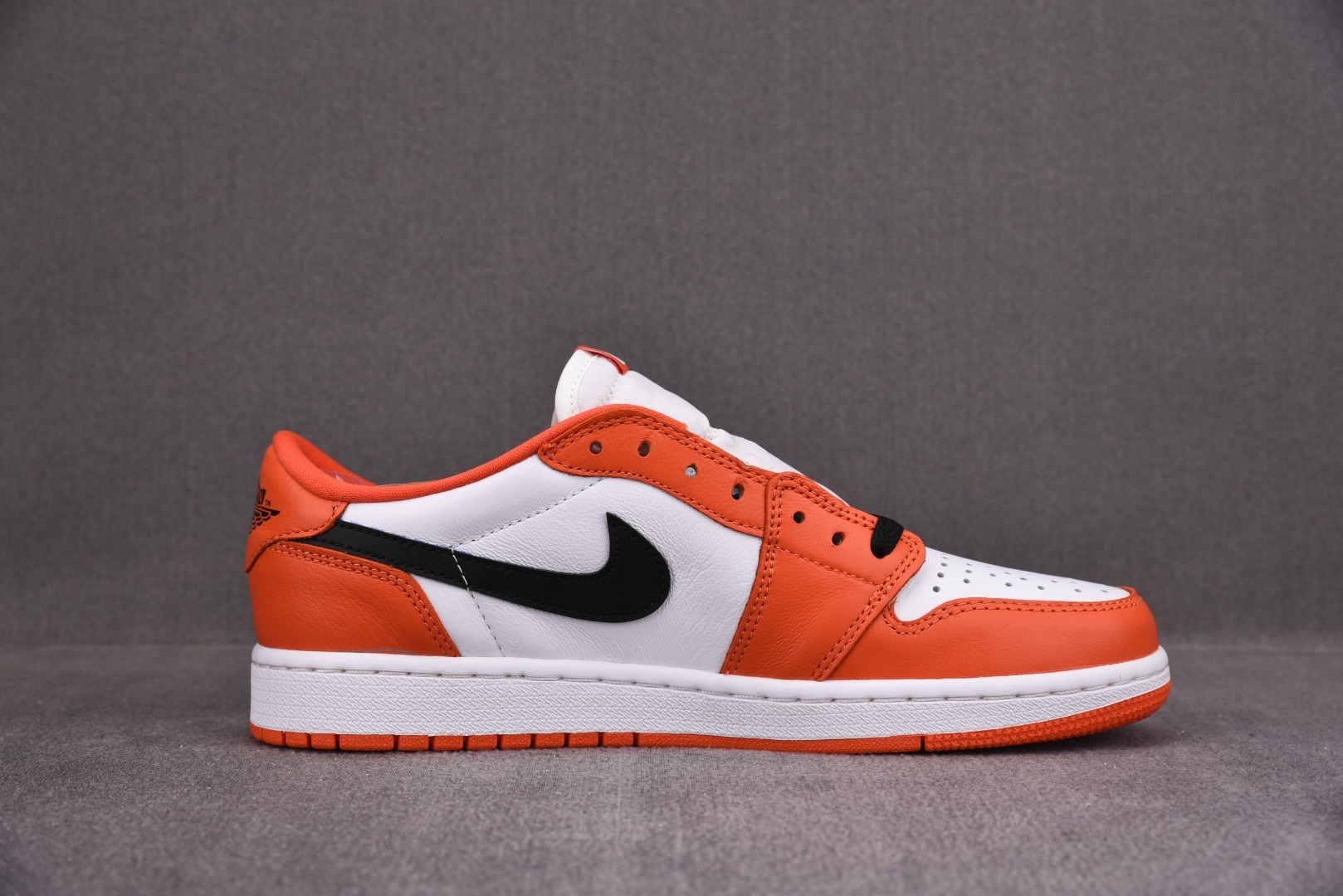 Кроссовки Air Jordan 1 Low Starfish - CZ0790-801 фото 2