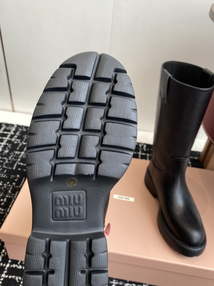 Чоботи жіночі фото 9