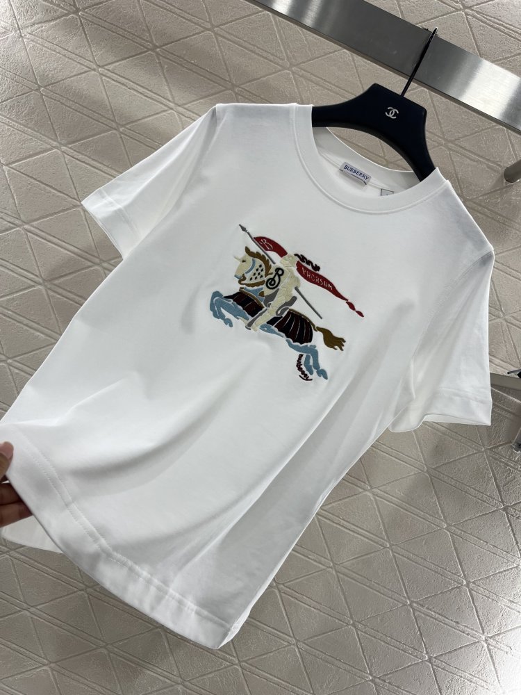 T-shirt women's фото 6