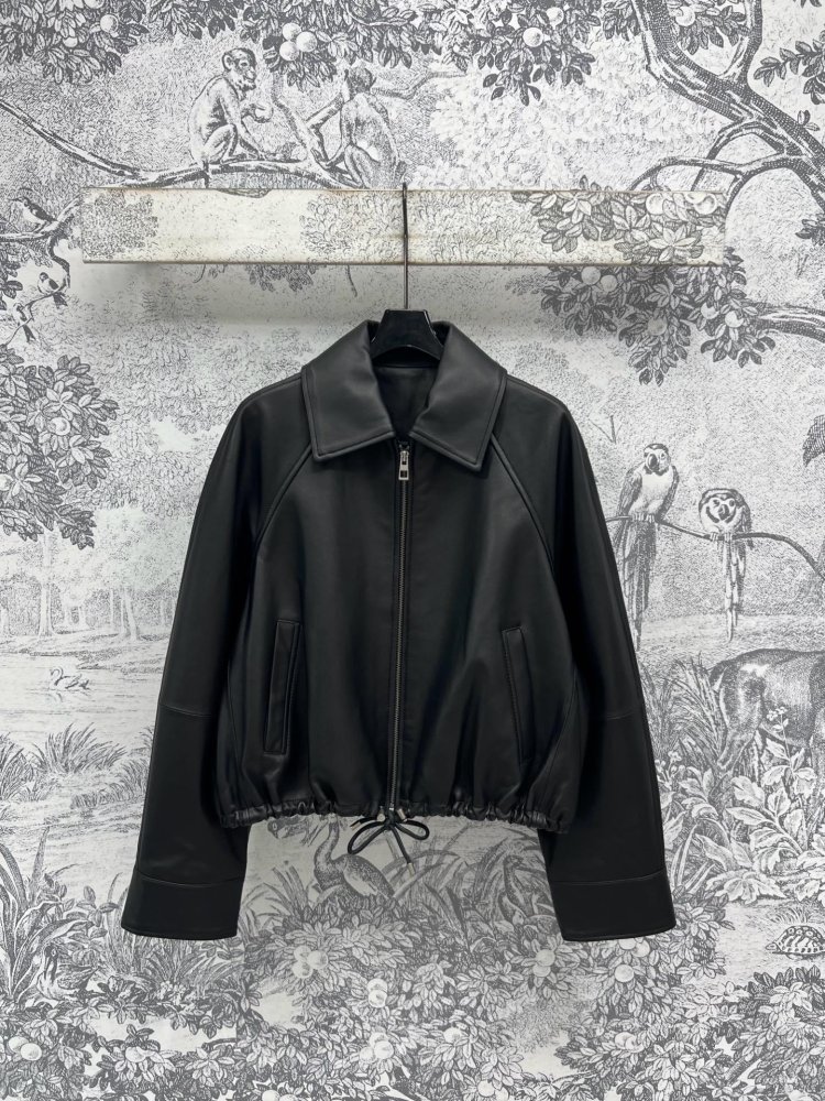 Jacket women's leather