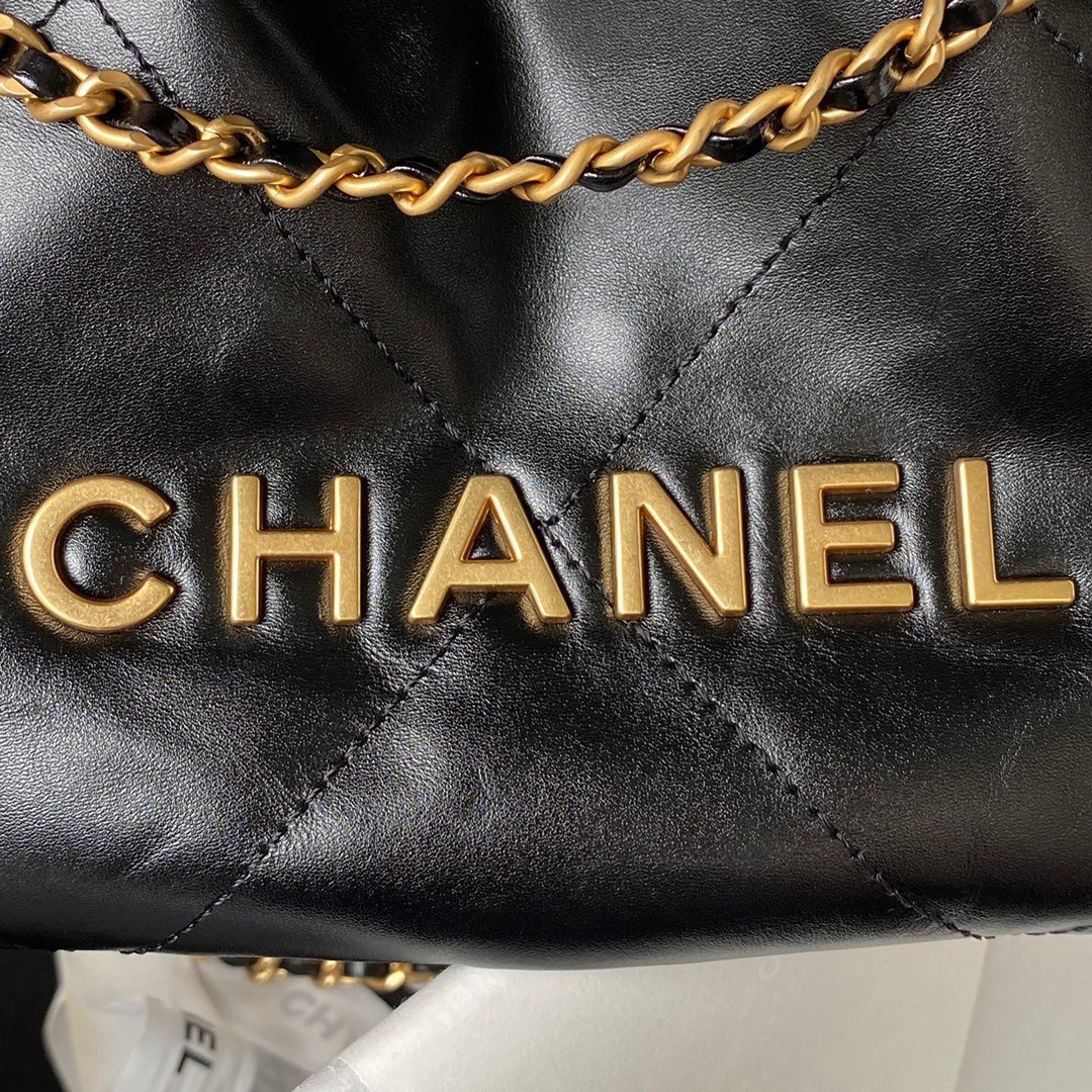 A bag CHANEL 22 фото 3