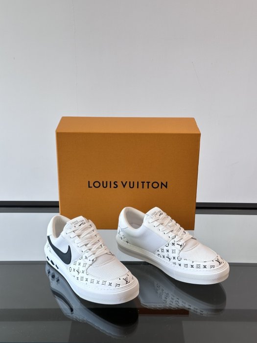 Кросівки чоловічі фото 5