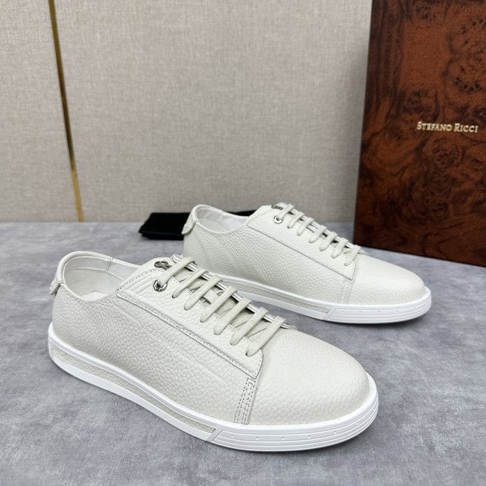 Кросівки фото 2