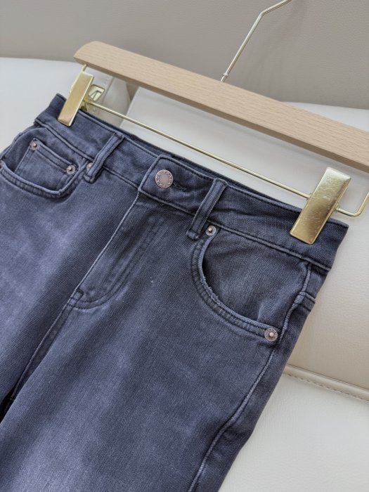 Джинси жіночі фото 6