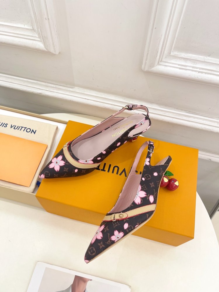 Босоніжки фото 4