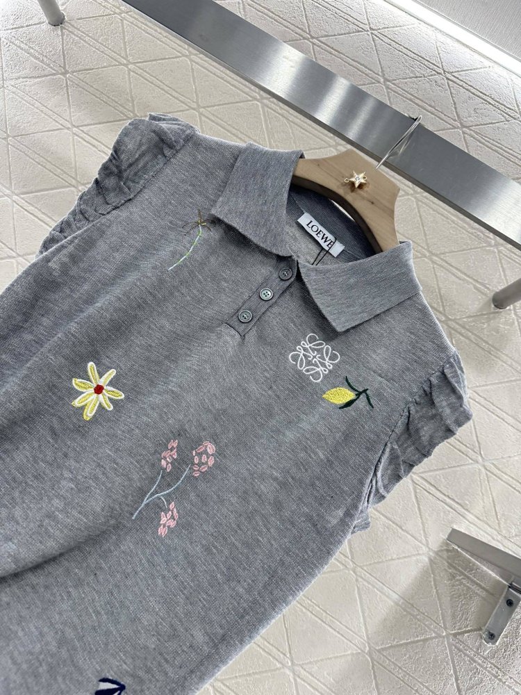 T-shirt women's фото 8