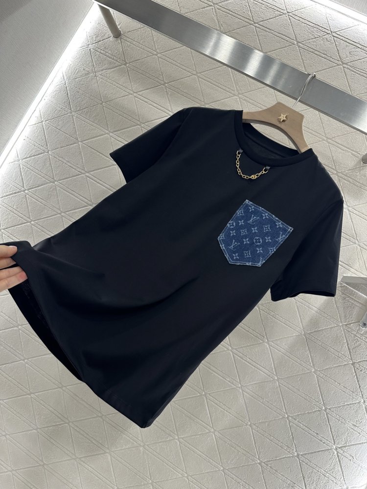 T-shirt women's фото 6