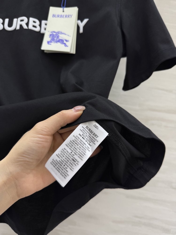 T-shirt women's фото 7