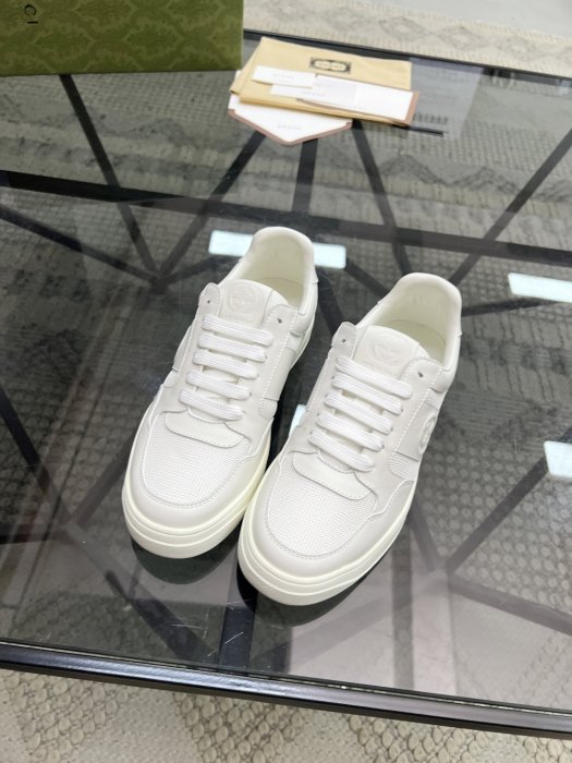 Кросівки чоловічі фото 3