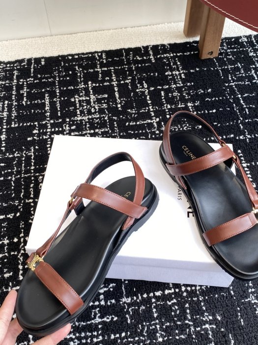 Сандалии женские фото 7