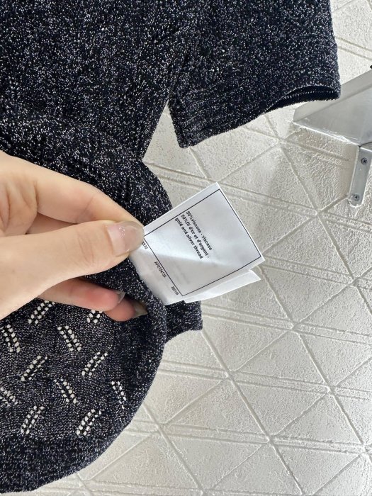 T-shirt women's фото 9