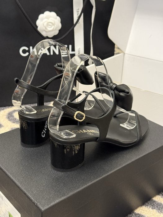 Босоножки фото 3