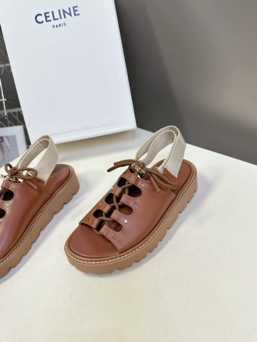 Сандалии женские фото 3