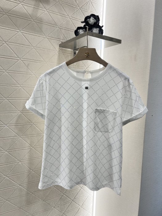 Футболка женская